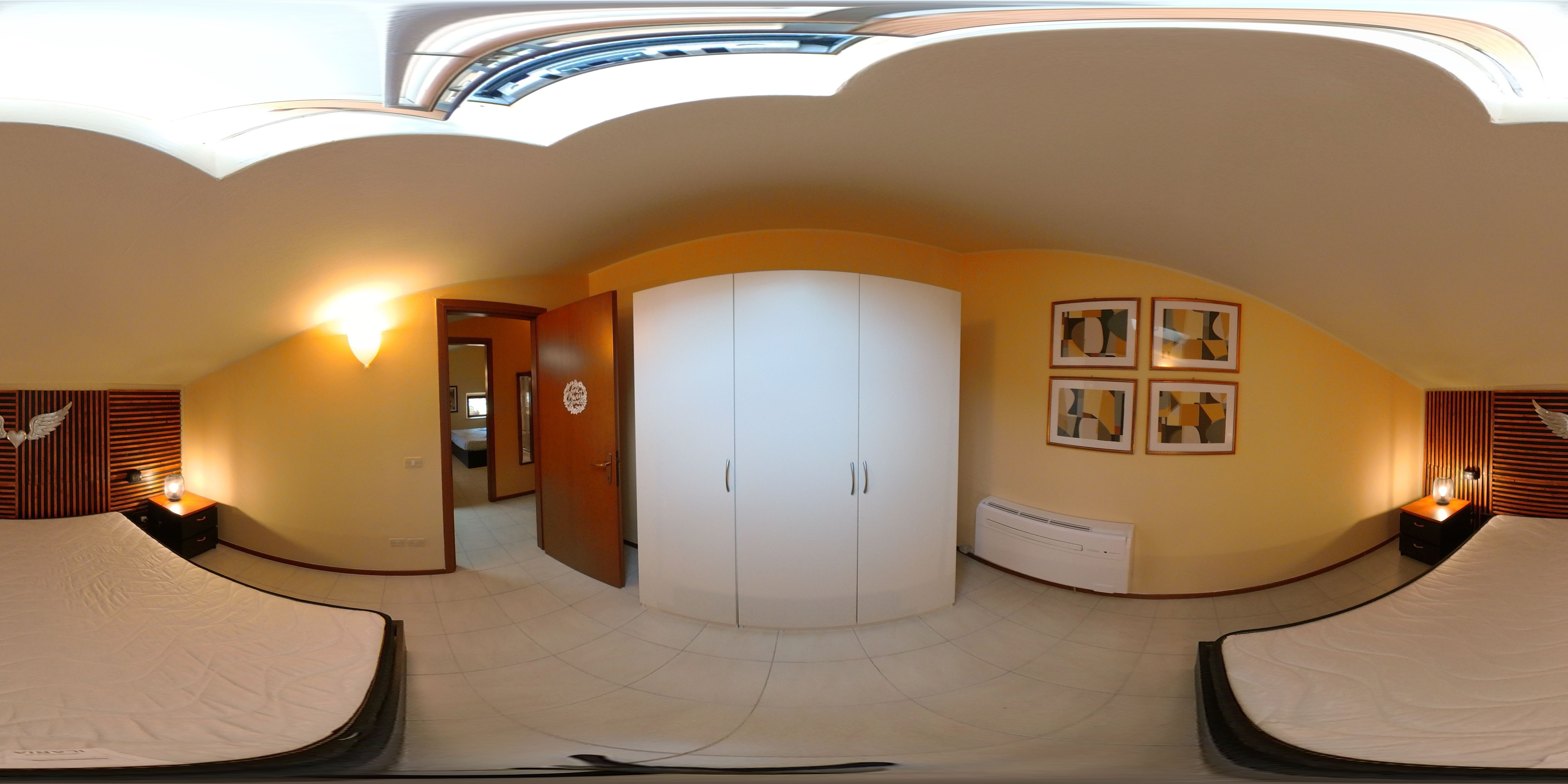 Stanza 2   360 Duplex Centro Desenzano